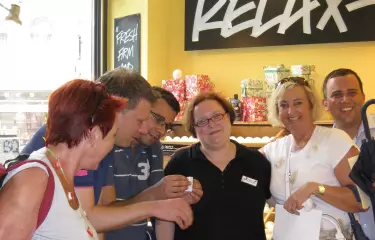 Meeting Guide Berlin, timebandits, Berlin Relax, Gruppenfoto, Stadtführung