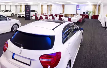 Presentation up to six cars in the conference room of the Best Western Premier Airporthotel