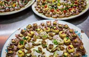 Meeting Guide Berlin Arminiusmarkthalle Canapees