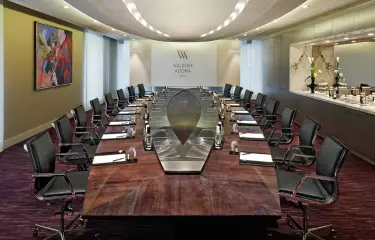 Meeting Guide Berlin, Tagungshotel Waldorf Astoria, Broadway Boardroom