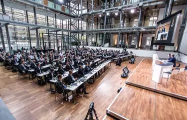 Meeting Guide Berlin, Eventagentur Berlin GRAND CONCEPT GmbH,  Tagung parlamentarische Bestuhlung