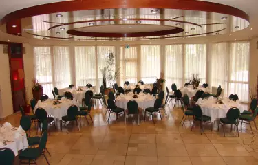 Meeting Guide Berlin, Tagungshotel St. Michaels-Heim, Großer Saal Bankettbestuhlung