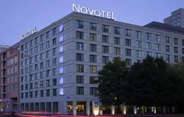 Meeting Guide Berlin, Tagungshotel Novotel Berlin Mitte, Außenansicht