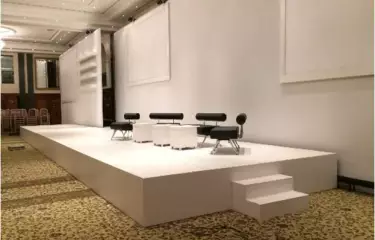 Decorative structure of the service partner expofair