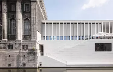 Die neue James-Simon-Galerie auf der Museumsinsel im Herzen Berlins
