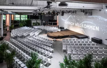 Conference with 100m² projection screen