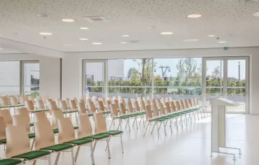 Conference in Row seating at Gärten der Welt