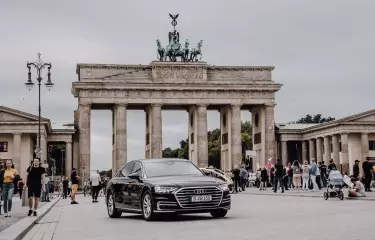 FAHRWERK First Class Limousine