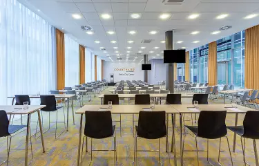 Meeting Guide Berlin, Tagungshotel Courtyard Berlin City Center, Tagungsraum Berlin Parlamentarische Bestuhlung