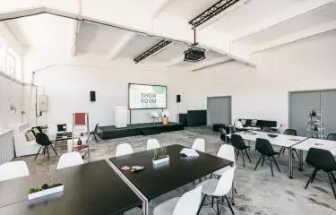 Meeting 2 mit Mischbestuhlung