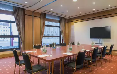 Salon Paris - 12 & 13, Block Bestuhlung, Screen, klimatisiert 