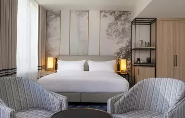 Junior Suite and bed
