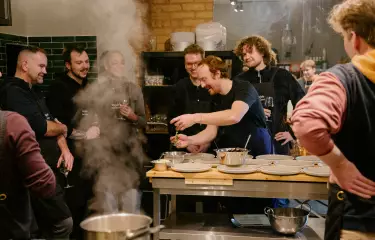 Unsere kulinarischen Teamevents bringen euer Team zusammen. 