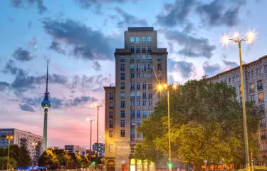 PlaceOne - Panoramalocation am Strausberger Platz