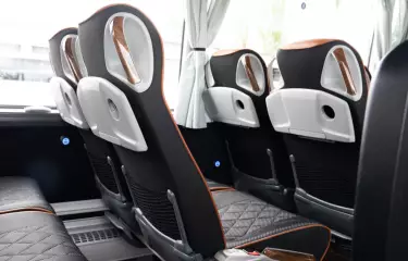 Sitze eines BVB.net Reisebusses