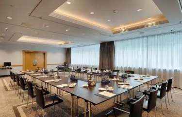 Ehrlich 1+2 Conference U-shape