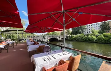 PATIO Ostterrasse mit Blick auf die Moabiter Brücke