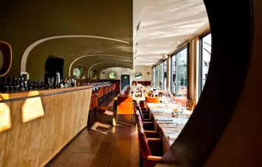 PATIO Mitteldeck mit Bar