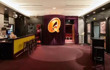 Quatsch Comedy Club Foyer Raum