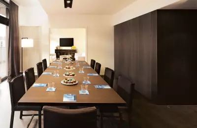 AMANO Rooftop Conference, Dining & Living Room