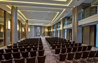 John-Jacob-Astor-Ballsaal