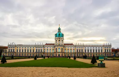 Schloß Charlottenburg, Gartenansicht
