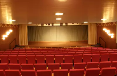 Kinosaal für bis zu 150 Personen