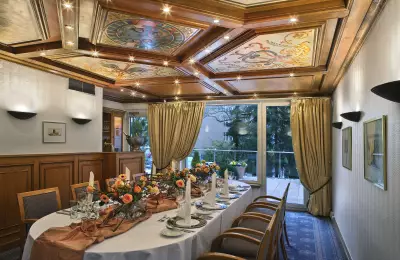 Salon Fresco Banquet