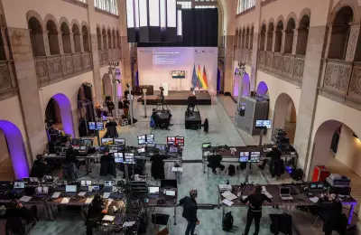 Hybrid Event in der Haupthalle des Stadtbad Oderberger