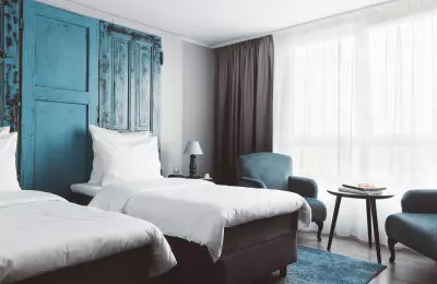 Standard twin room