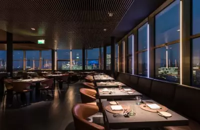 Sternerestaurant mit eindrucksvollem Blick über die Stadt