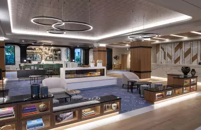 Lobby and restaurant at DoubleTree by Hilton Berlin Ku'damm