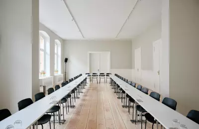 Checkpoint Charlie - Großer Saal - Konferenz-Aufbau U-Form