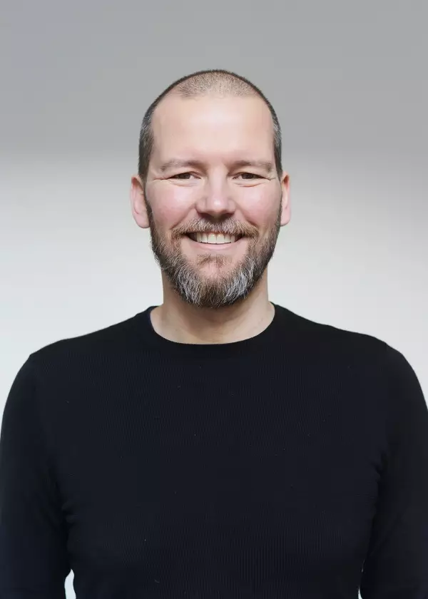 Dr. Stefan Carsten Dr. Stefan Carsten